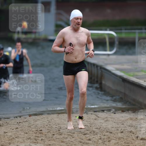 13.09.2026 - Stadtparktriathlon Mo-Foto http://msf.ph/oto/10255130 13.09.2026 10:31:55 Schwimmen 504, 529, 553, 568 meine-sportfotos.de