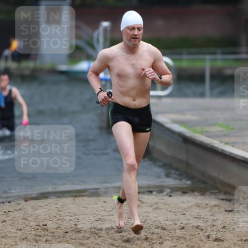 13.09.2026 - Stadtparktriathlon Mo-Foto http://msf.ph/oto/10255134 13.09.2026 10:31:55 Schwimmen 504, 529, 553, 568 meine-sportfotos.de
