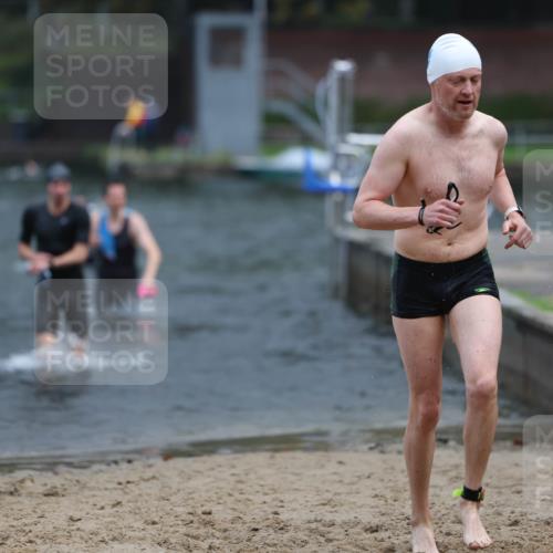 13.09.2026 - Stadtparktriathlon Mo-Foto http://msf.ph/oto/10255136 13.09.2026 10:31:56 Schwimmen 504, 529, 553, 568 meine-sportfotos.de
