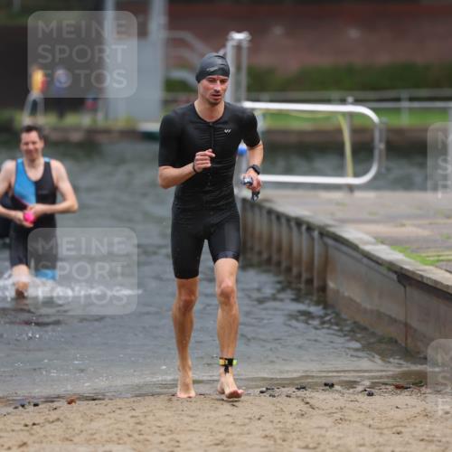 13.09.2026 - Stadtparktriathlon Mo-Foto http://msf.ph/oto/10255147 13.09.2026 10:32:00 Schwimmen 484, 504, 530, 553, 568 meine-sportfotos.de