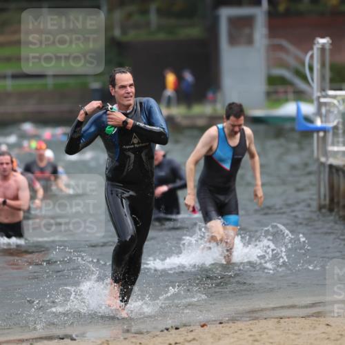 13.09.2026 - Stadtparktriathlon Mo-Foto http://msf.ph/oto/10255151 13.09.2026 10:32:03 Schwimmen 484, 504, 530, 553 meine-sportfotos.de