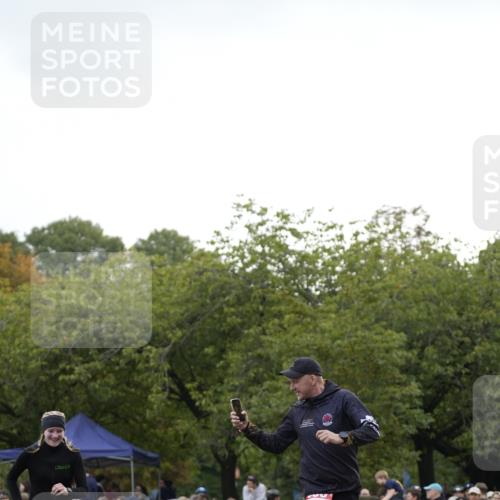 13.09.2026 - Stadtparktriathlon Patografie http://msf.ph/oto/10255152 13.09.2026 11:16:10 Ziel 330 meine-sportfotos.de