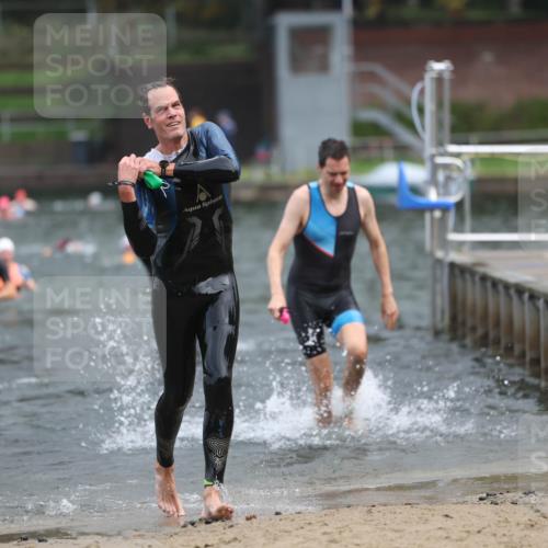 13.09.2026 - Stadtparktriathlon Mo-Foto http://msf.ph/oto/10255153 13.09.2026 10:32:03 Schwimmen 484, 504, 530, 553 meine-sportfotos.de