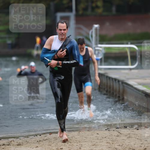 13.09.2026 - Stadtparktriathlon Mo-Foto http://msf.ph/oto/10255156 13.09.2026 10:32:04 Schwimmen 484, 504, 530, 533, 553 meine-sportfotos.de
