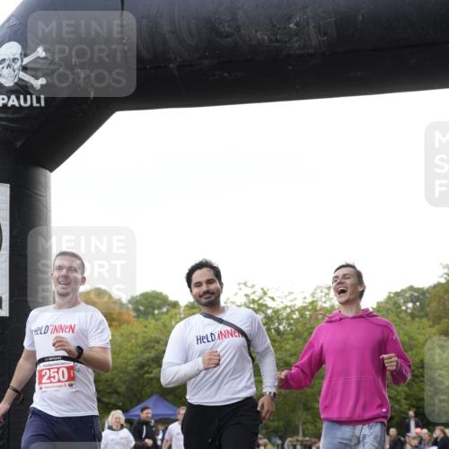 13.09.2026 - Stadtparktriathlon Patografie http://msf.ph/oto/10255169 13.09.2026 11:16:23 Ziel 250, 252 meine-sportfotos.de