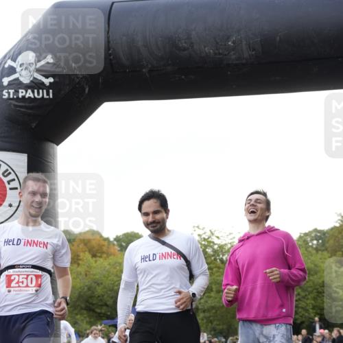 13.09.2026 - Stadtparktriathlon Patografie http://msf.ph/oto/10255171 13.09.2026 11:16:23 Ziel 250, 252 meine-sportfotos.de
