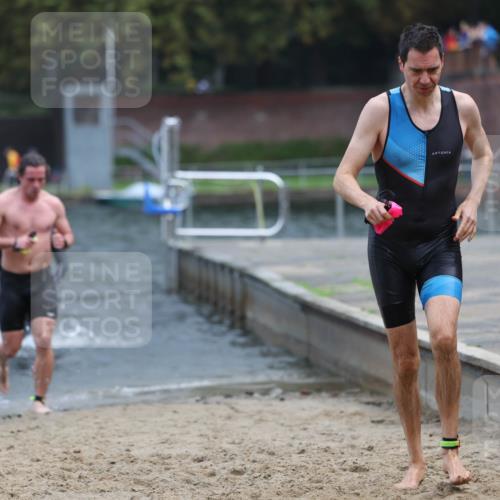 13.09.2026 - Stadtparktriathlon Mo-Foto http://msf.ph/oto/10255175 13.09.2026 10:32:10 Schwimmen 484, 504, 530, 533, 536 meine-sportfotos.de