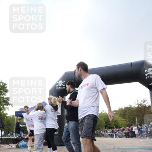 13.09.2026 - Stadtparktriathlon Patografie http://msf.ph/oto/10255181 13.09.2026 11:16:28 Ziel 250, 252 meine-sportfotos.de