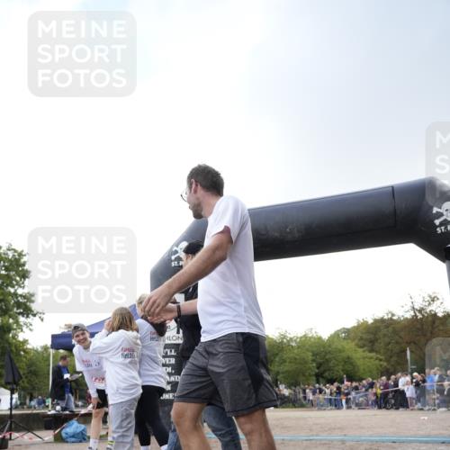 13.09.2026 - Stadtparktriathlon Patografie http://msf.ph/oto/10255183 13.09.2026 11:16:29 Ziel 252 meine-sportfotos.de