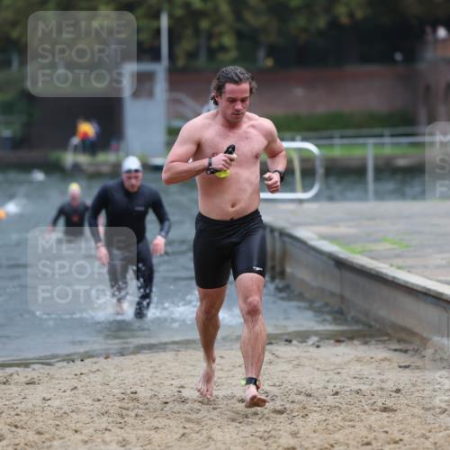 13.09.2026 - Stadtparktriathlon Mo-Foto http://msf.ph/oto/10255184 13.09.2026 10:32:12 Schwimmen 484, 504, 530, 533, 536 meine-sportfotos.de