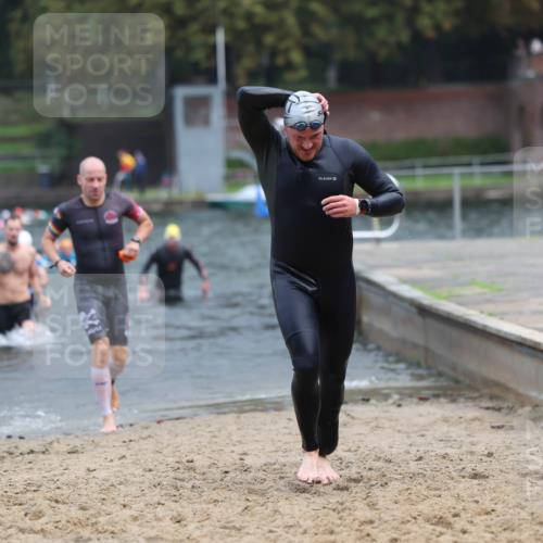 13.09.2026 - Stadtparktriathlon Mo-Foto http://msf.ph/oto/10255187 13.09.2026 10:32:16 Schwimmen 468, 484, 518, 533, 536 meine-sportfotos.de