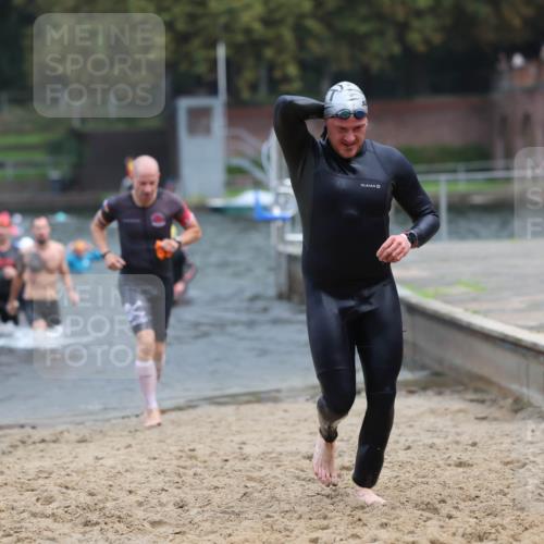 13.09.2026 - Stadtparktriathlon Mo-Foto http://msf.ph/oto/10255191 13.09.2026 10:32:16 Schwimmen 468, 484, 518, 533, 536 meine-sportfotos.de