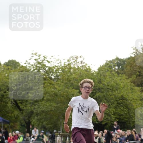 13.09.2026 - Stadtparktriathlon Patografie http://msf.ph/oto/10255192 13.09.2026 11:17:01 Ziel 255 meine-sportfotos.de