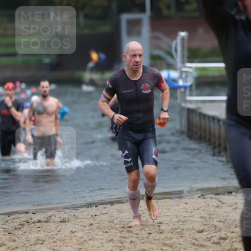13.09.2026 - Stadtparktriathlon Mo-Foto http://msf.ph/oto/10255193 13.09.2026 10:32:17 Schwimmen 468, 484, 518, 533, 536 meine-sportfotos.de