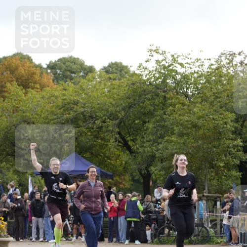 13.09.2026 - Stadtparktriathlon Patografie http://msf.ph/oto/10255195 13.09.2026 11:17:41 Ziel 307 meine-sportfotos.de