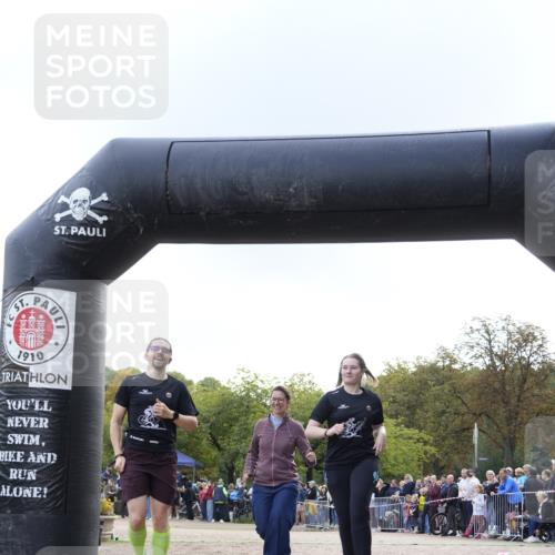 13.09.2026 - Stadtparktriathlon Patografie http://msf.ph/oto/10255206 13.09.2026 11:17:45 Ziel 307 meine-sportfotos.de