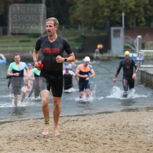 13.09.2026 - Stadtparktriathlon Mo-Foto http://msf.ph/oto/10255225 13.09.2026 10:32:26 Schwimmen 468, 493, 498, 506, 518, 522, 540, 546, 557, 566 meine-sportfotos.de