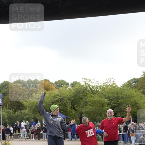 13.09.2026 - Stadtparktriathlon Patografie http://msf.ph/oto/10255240 13.09.2026 11:18:47 Ziel 269, 273 meine-sportfotos.de