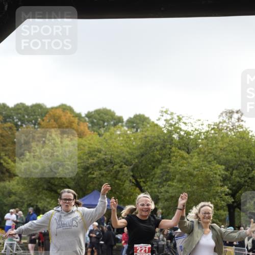 13.09.2026 - Stadtparktriathlon Patografie http://msf.ph/oto/10255254 13.09.2026 11:19:26 Ziel 221 meine-sportfotos.de