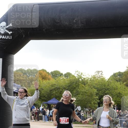 13.09.2026 - Stadtparktriathlon Patografie http://msf.ph/oto/10255256 13.09.2026 11:19:28 Ziel 221 meine-sportfotos.de