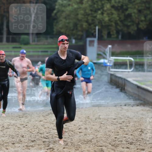 13.09.2026 - Stadtparktriathlon Mo-Foto http://msf.ph/oto/10255270 13.09.2026 10:32:37 Schwimmen 470, 493, 498, 503, 505, 506, 522, 540, 543, 557, 566, 572 meine-sportfotos.de