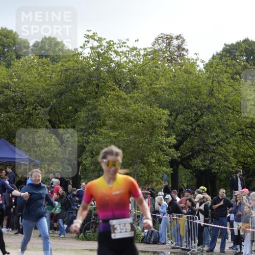 13.09.2026 - Stadtparktriathlon Patografie http://msf.ph/oto/10255295 13.09.2026 11:20:14 Ziel 320, 359 meine-sportfotos.de