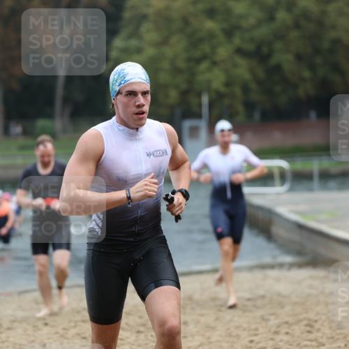 13.09.2026 - Stadtparktriathlon Mo-Foto http://msf.ph/oto/10255387 13.09.2026 10:32:57 Schwimmen 473, 476, 478, 486, 520, 523, 541, 555, 561 meine-sportfotos.de