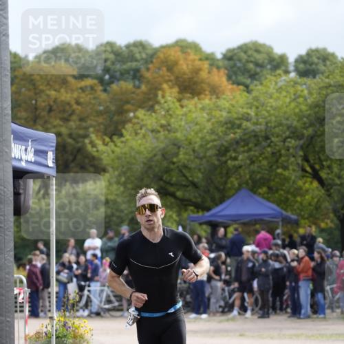 13.09.2026 - Stadtparktriathlon Patografie http://msf.ph/oto/10255408 13.09.2026 11:22:14 Ziel 502 meine-sportfotos.de