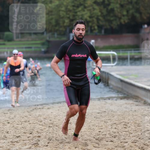 13.09.2026 - Stadtparktriathlon Mo-Foto http://msf.ph/oto/10255425 13.09.2026 10:33:05 Schwimmen 478, 486, 555, 559 meine-sportfotos.de