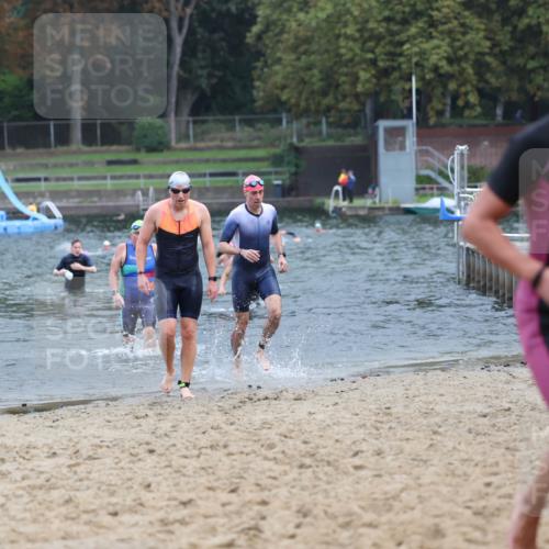 13.09.2026 - Stadtparktriathlon Mo-Foto http://msf.ph/oto/10255428 13.09.2026 10:33:06 Schwimmen 478, 486, 555, 559, 564 meine-sportfotos.de