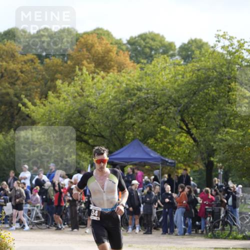 13.09.2026 - Stadtparktriathlon Patografie http://msf.ph/oto/10255432 13.09.2026 11:23:07 Ziel 534 meine-sportfotos.de