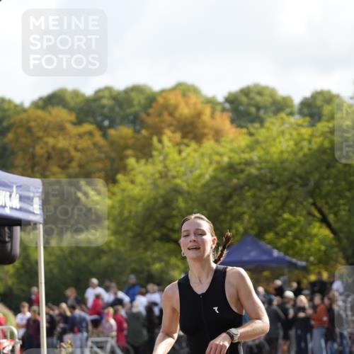 13.09.2026 - Stadtparktriathlon Patografie http://msf.ph/oto/10255468 13.09.2026 11:23:39 Ziel 364, 402 meine-sportfotos.de