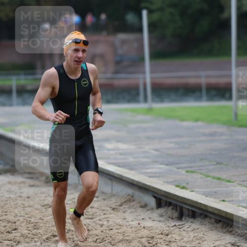 13.09.2026 - Stadtparktriathlon Mo-Foto http://msf.ph/oto/10255477 13.09.2026 10:33:17 Schwimmen 547, 559, 564, 583 meine-sportfotos.de