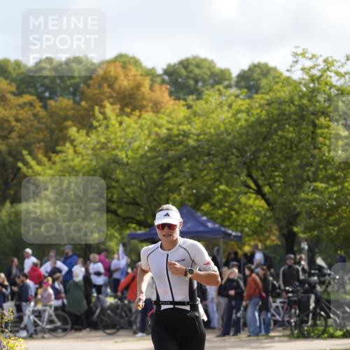 13.09.2026 - Stadtparktriathlon Patografie http://msf.ph/oto/10255478 13.09.2026 11:23:50 Ziel 399, 437 meine-sportfotos.de