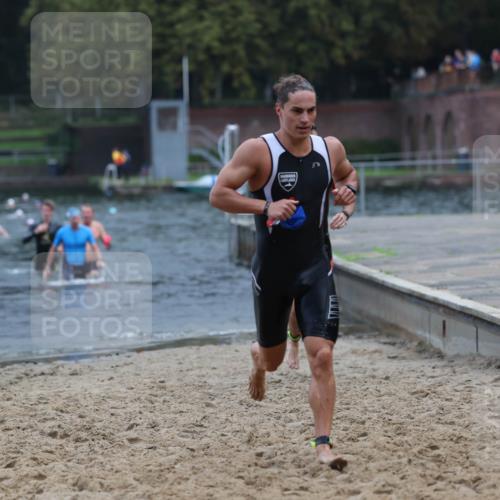 13.09.2026 - Stadtparktriathlon Mo-Foto http://msf.ph/oto/10255492 13.09.2026 10:33:19 Schwimmen 512, 547, 564, 583 meine-sportfotos.de