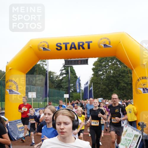 13.09.2026 - Airport Race Dennis Weichert http://msf.ph/oto/10255494 13.09.2026 10:00:39 Laufen  meine-sportfotos.de