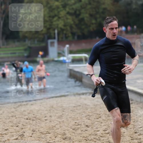 13.09.2026 - Stadtparktriathlon Mo-Foto http://msf.ph/oto/10255526 13.09.2026 10:33:25 Schwimmen 512, 547, 550, 583 meine-sportfotos.de