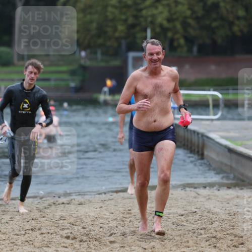 13.09.2026 - Stadtparktriathlon Mo-Foto http://msf.ph/oto/10255529 13.09.2026 10:33:32 Schwimmen 512, 548, 550, 554 meine-sportfotos.de