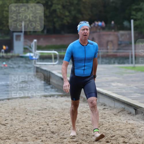 13.09.2026 - Stadtparktriathlon Mo-Foto http://msf.ph/oto/10255548 13.09.2026 10:33:37 Schwimmen 512, 548, 550, 554, 578 meine-sportfotos.de