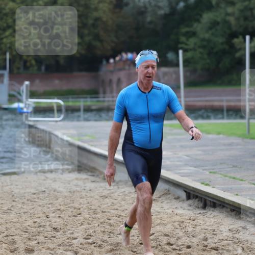 13.09.2026 - Stadtparktriathlon Mo-Foto http://msf.ph/oto/10255550 13.09.2026 10:33:38 Schwimmen 548, 550, 554, 578 meine-sportfotos.de