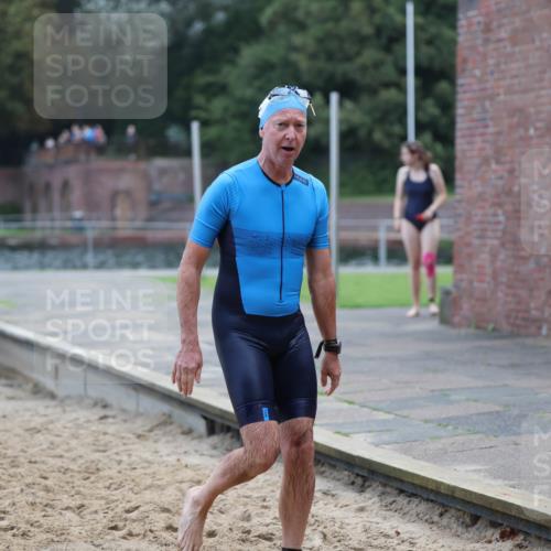 13.09.2026 - Stadtparktriathlon Mo-Foto http://msf.ph/oto/10255555 13.09.2026 10:33:38 Schwimmen 548, 550, 554, 578 meine-sportfotos.de