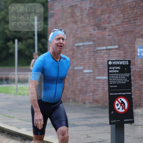 13.09.2026 - Stadtparktriathlon Mo-Foto http://msf.ph/oto/10255563 13.09.2026 10:33:39 Schwimmen 548, 554, 578 meine-sportfotos.de
