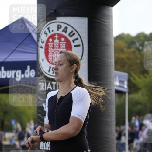 13.09.2026 - Stadtparktriathlon Patografie http://msf.ph/oto/10255575 13.09.2026 11:26:33 Ziel 465 meine-sportfotos.de