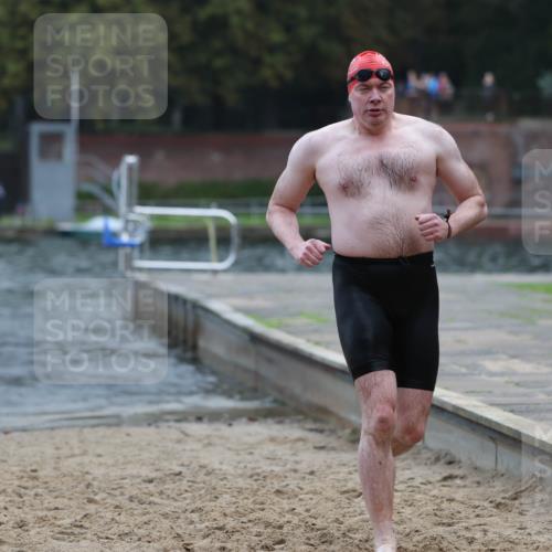 13.09.2026 - Stadtparktriathlon Mo-Foto http://msf.ph/oto/10255586 13.09.2026 10:33:45 Schwimmen 510, 524, 554, 562, 578, 586 meine-sportfotos.de