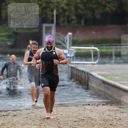 13.09.2026 - Stadtparktriathlon Mo-Foto http://msf.ph/oto/10255595 13.09.2026 10:33:48 Schwimmen 510, 524, 554, 562, 578, 586 meine-sportfotos.de