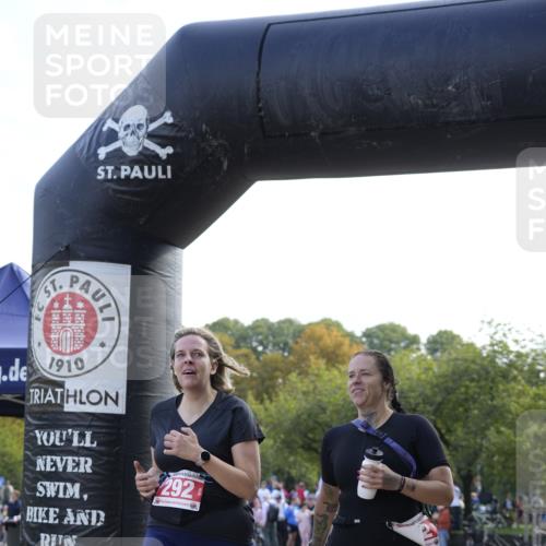 13.09.2026 - Stadtparktriathlon Patografie http://msf.ph/oto/10255597 13.09.2026 11:27:13 Ziel 292 meine-sportfotos.de