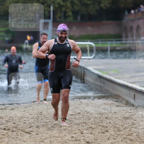 13.09.2026 - Stadtparktriathlon Mo-Foto http://msf.ph/oto/10255601 13.09.2026 10:33:49 Schwimmen 510, 524, 554, 562, 578, 586 meine-sportfotos.de