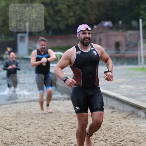 13.09.2026 - Stadtparktriathlon Mo-Foto http://msf.ph/oto/10255609 13.09.2026 10:33:51 Schwimmen 510, 524, 562, 578, 586 meine-sportfotos.de