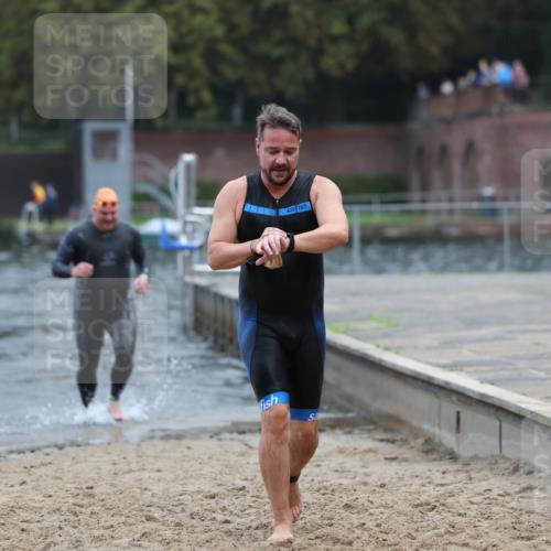 13.09.2026 - Stadtparktriathlon Mo-Foto http://msf.ph/oto/10255611 13.09.2026 10:33:52 Schwimmen 510, 524, 562, 578, 586 meine-sportfotos.de