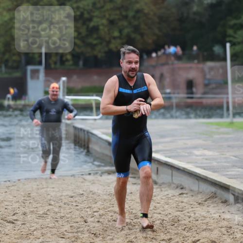 13.09.2026 - Stadtparktriathlon Mo-Foto http://msf.ph/oto/10255619 13.09.2026 10:33:53 Schwimmen 510, 524, 562, 578, 586 meine-sportfotos.de